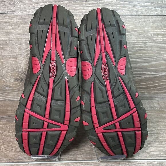 Keen Koven Low Top Youth Size 5 Gray Red Waterproof Hiking Boots - Picture 7 of 11